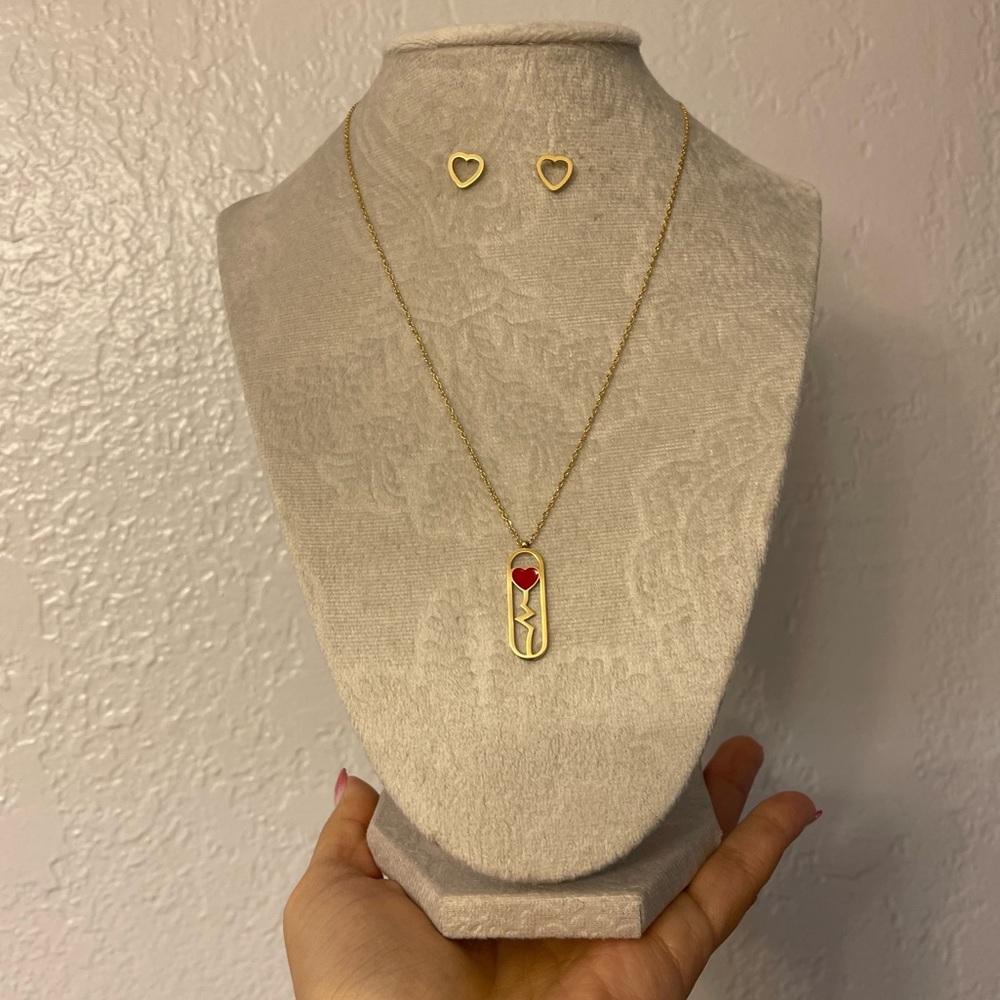 New, Stainless Steel Heart Necklace and Earring Set Gold